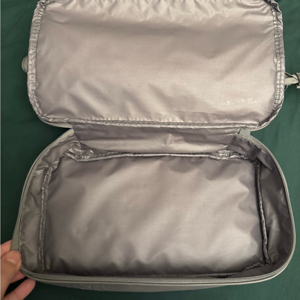 Béis Dopp Kit - Picture 7 of 8